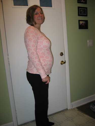 Pictures Of 8 Weeks Pregnant. 25 Weeks Pregnant-side